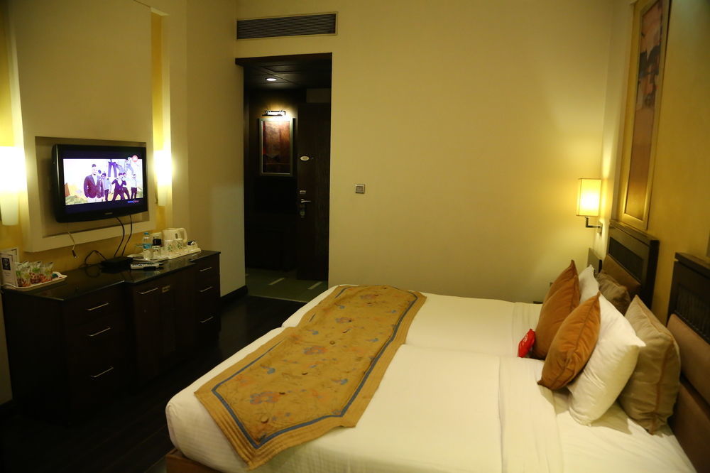 Oyo Rooms Chandigarh Sector 34 Chandīgarh Exterior foto